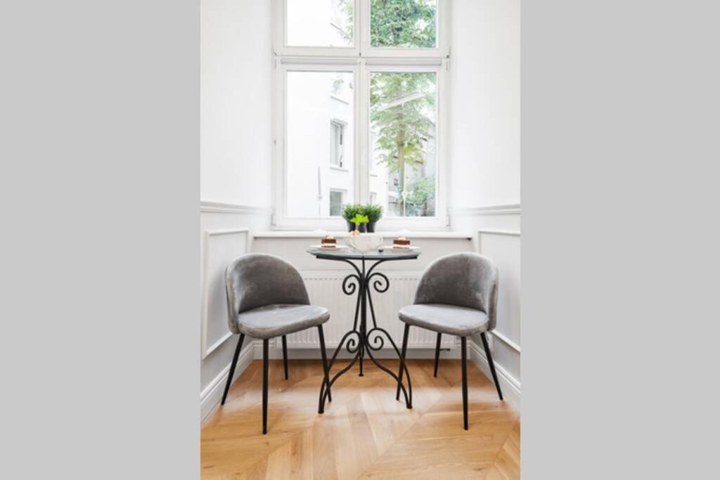 Househost Apartment I: Studencka Street Cracovia Exterior foto